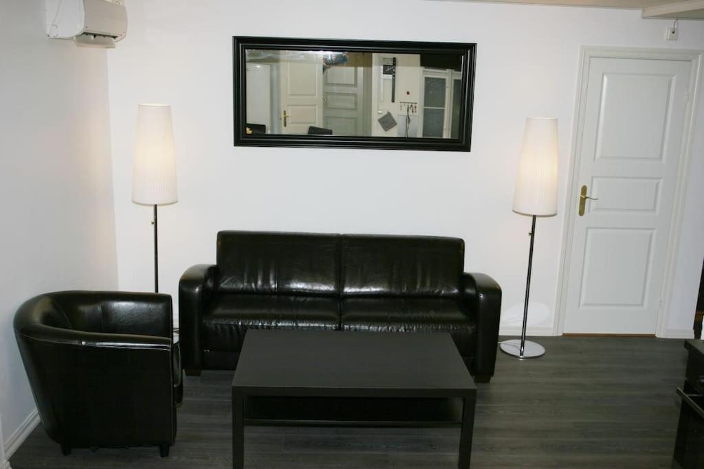 Apartment 3 Bedroom - Perfect Location - Harbour-train-bus-citycenter